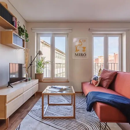 Apartment A Pop Of Color By Lovelystay