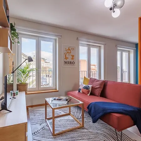 A Pop Of Color By Lovelystay Apartment